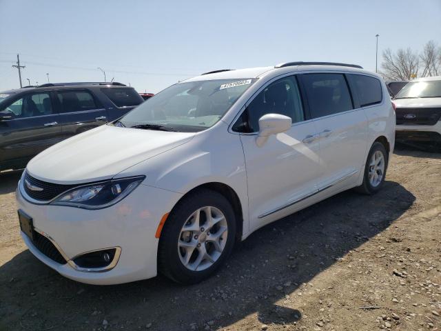 CHRYSLER PACIFICA T 2017 with VIN 2C4RC1BG3HR587455 - Photo from auction