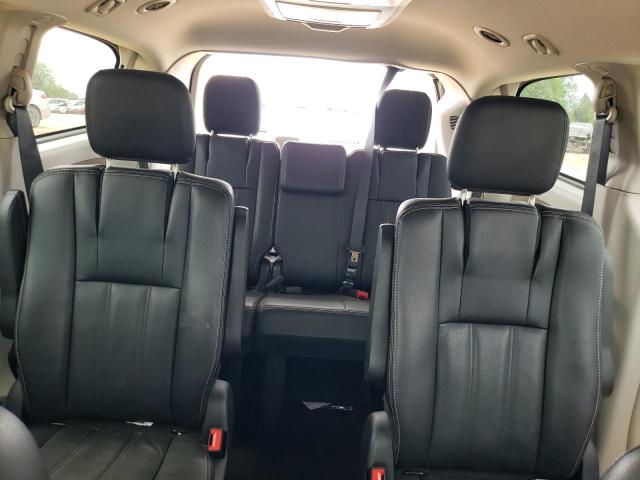 Photo 10 from auction – 2016 CHRYSLER TOWN & COU with VIN 2C4RC1BGXGR297728