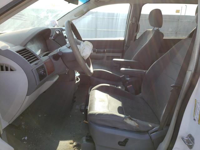Photo 7 from auction – 2009 CHRYSLER TOWN & COU with VIN 2A8HR44E29R521237