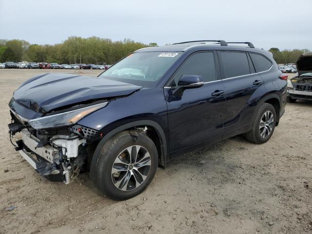Photo 1 from auction – 2022 TOYOTA HIGHLANDER with VIN 5TDGZRAH7NS136448