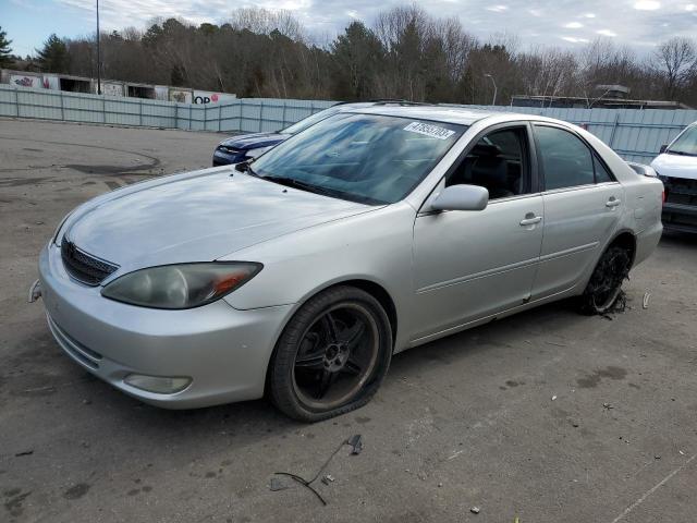 TOYOTA CAMRY LE 2003 with VIN 4T1BF30K63U548118 - Photo from auction