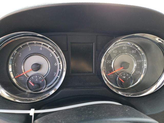 Photo 9 from auction – 2014 CHRYSLER TOWN & COU with VIN 2C4RC1CG8ER307586