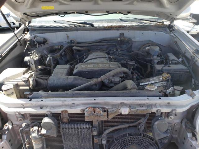 Photo 11 from auction – 2001 TOYOTA SEQUOIA SR with VIN 5TDBT44A21S024261
