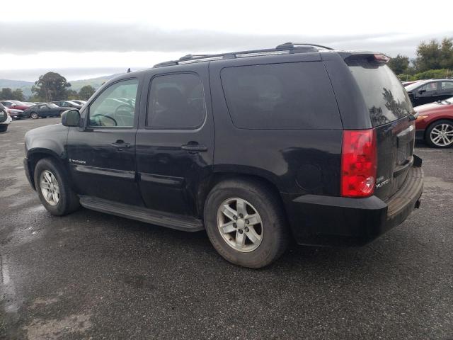 Photo 2 from auction – 2008 GMC YUKON with VIN 1GKFC13008R156022