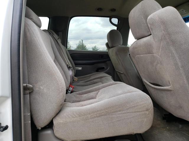 Photo 11 from auction – 2003 CHEVROLET SUBURBAN K with VIN 1GNFK16Z43J329404
