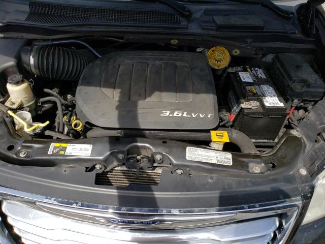 Photo 12 from auction – 2013 CHRYSLER TOWN & COU with VIN 2C4RC1BG5DR779101