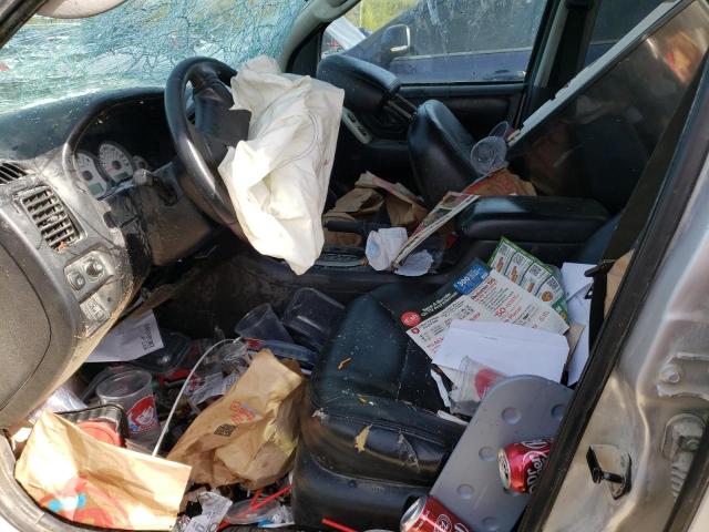 Photo 7 from auction – 2005 FORD ESCAPE LIM with VIN 1FMYU04175KB85875