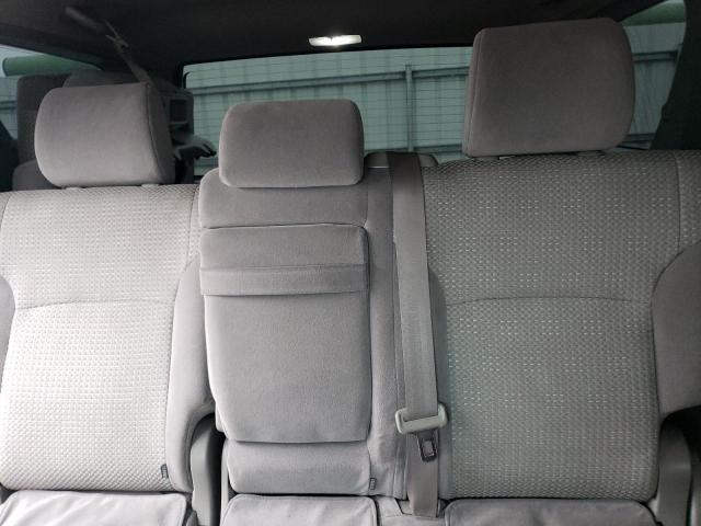 Photo 10 from auction – 2004 TOYOTA 4RUNNER SR with VIN JTEZU14R640025013