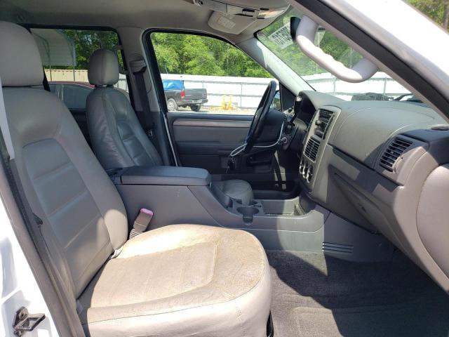 Photo 7 from auction – 2005 FORD EXPLORER X with VIN 1FMZU63K45UA84086