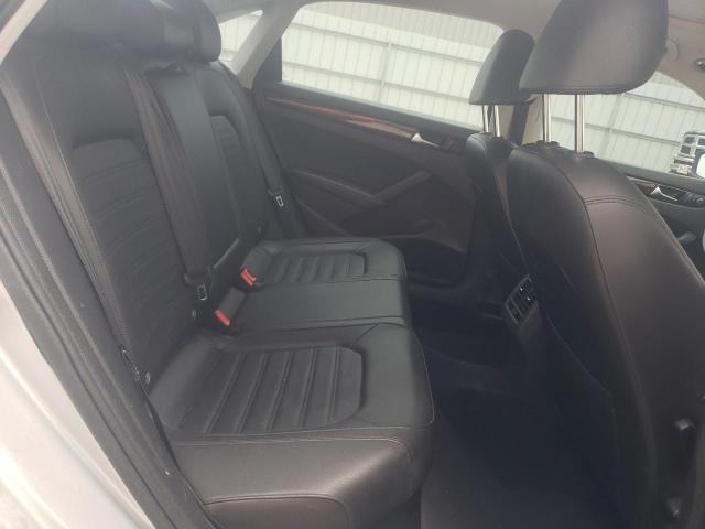 Photo 10 from auction – 2013 VOLKSWAGEN PASSAT SEL with VIN 1VWCH7A35DC010841