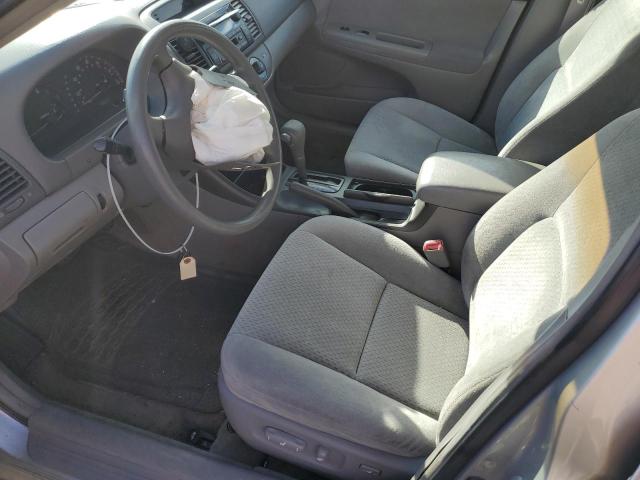 Photo 7 from auction – 2004 TOYOTA CAMRY LE with VIN 4T1BF32K34U584119