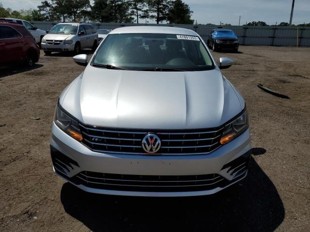 Photo 5 from auction – 2018 VOLKSWAGEN PASSAT S with VIN 1VWAA7A32JC034361