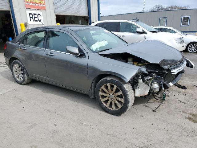 Photo 4 from auction – 2013 CHRYSLER 200 with VIN 1C3CCBBB4DN539796