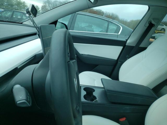 Photo 9 from auction – 2021 TESLA MODEL Y with VIN 5YJYGDEF8MF139402