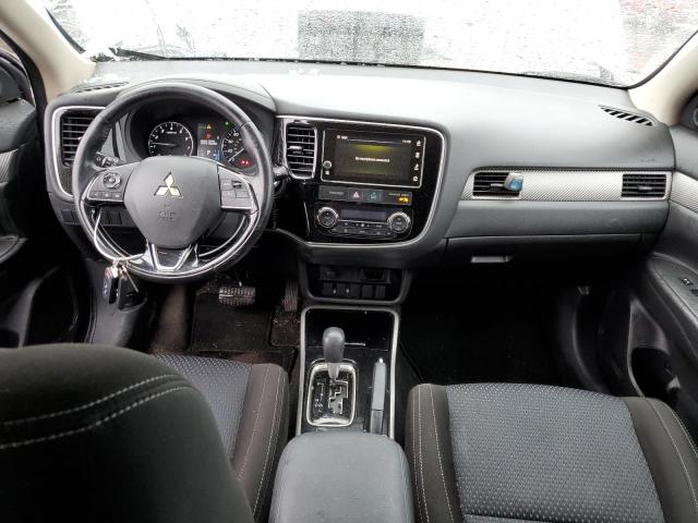 Photo 8 from auction – 2017 MITSUBISHI OUTLANDER with VIN JA4AD3A33HZ000272