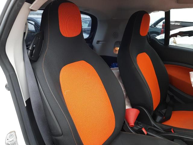 Photo 10 from auction – 2016 SMART FORTWO with VIN WMEFJ5DA7GK078945