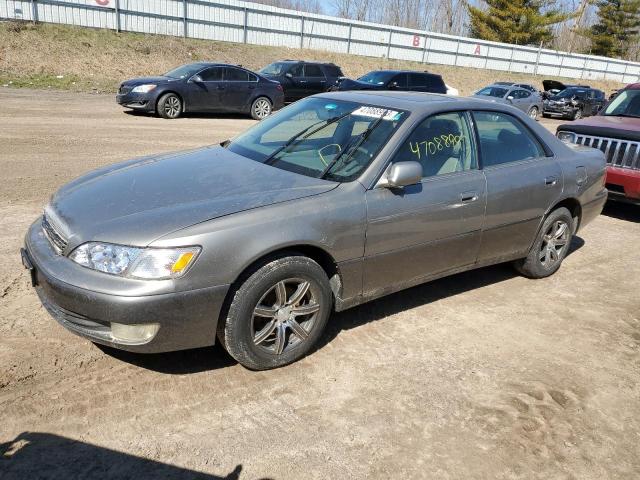 LEXUS ES 300 1998 with VIN JT8BF28G8W5045458 - Photo from auction