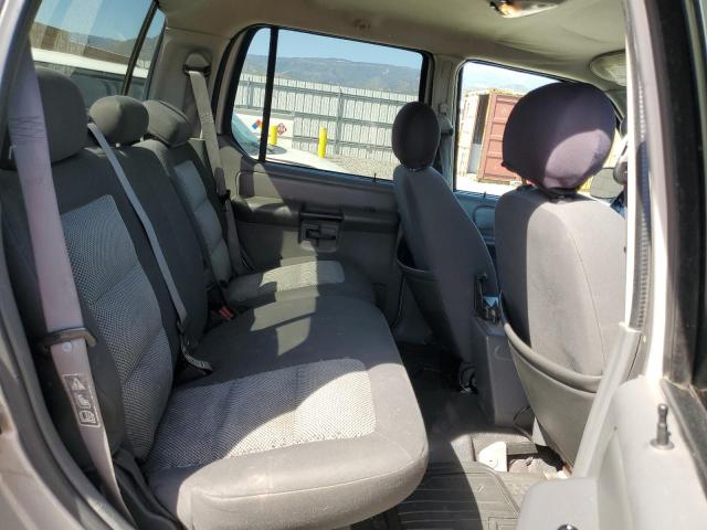 Photo 10 from auction – 2004 FORD EXPLORER S with VIN 1FMZU67KX4UA77670