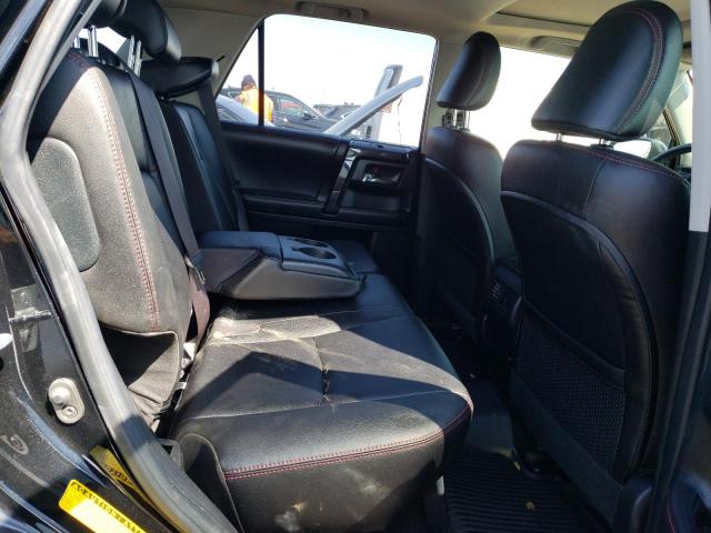 Photo 11 from auction – 2018 TOYOTA 4RUNNER SR with VIN JTEBU5JR0J5521176
