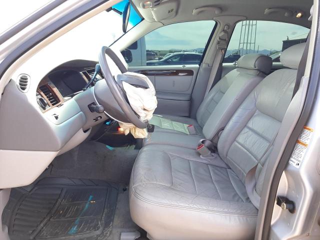 Photo 7 from auction – 2000 LINCOLN TOWN CAR E with VIN 1LNHM81W3YY777919