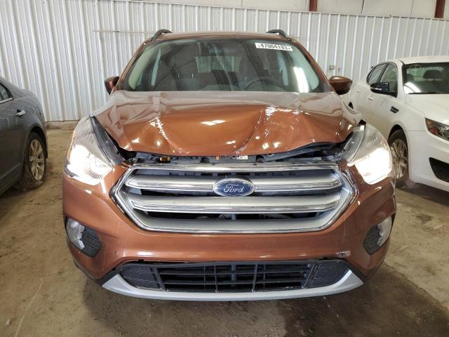 Photo 5 from auction – 2017 FORD ESCAPE SE with VIN 1FMCU9GD5HUE70667