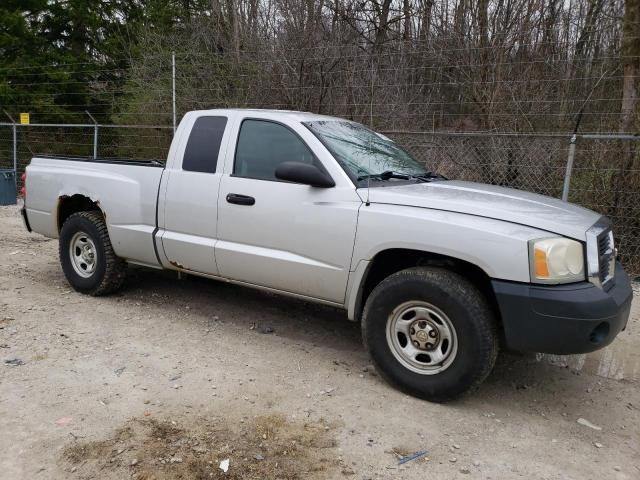 Photo 4 from auction – 2005 DODGE DAKOTA ST with VIN 1D7HE22K75S271329