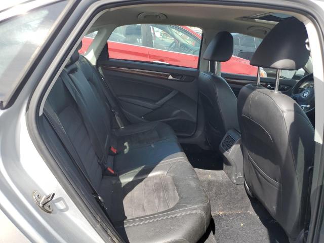 Photo 10 from auction – 2013 VOLKSWAGEN PASSAT SEL with VIN 1VWCN7A32DC137409