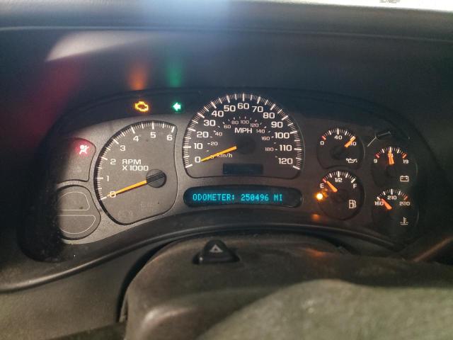 Photo 9 from auction – 2005 CHEVROLET SILVERADO with VIN 1GCEC14V55Z240804