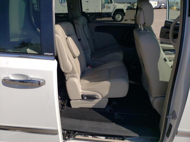 Photo 10 from auction – 2014 CHRYSLER TOWN & COU with VIN 2C4RC1CG8ER307586