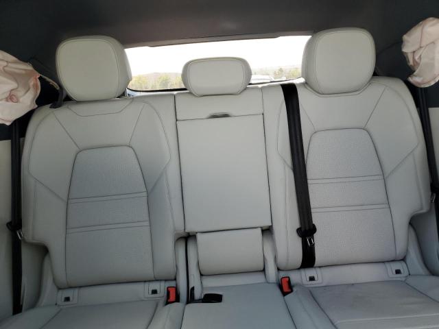 Photo 10 from auction – 2020 PORSCHE CAYENNE CO with VIN WP1BA2AY7LDA46247