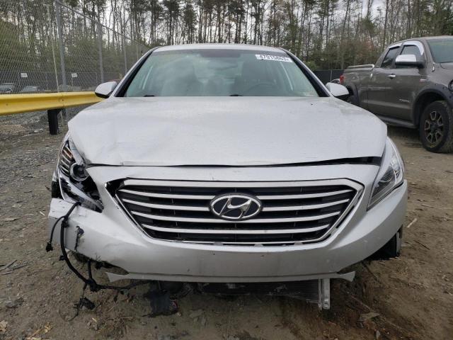 Photo 5 from auction – 2017 HYUNDAI SONATA SE with VIN 5NPE24AF2HH591179