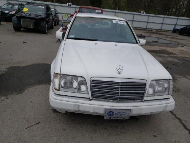 Photo 5 from auction – 1995 MERCEDES-BENZ E 300D with VIN WDBEB31E0SC076796