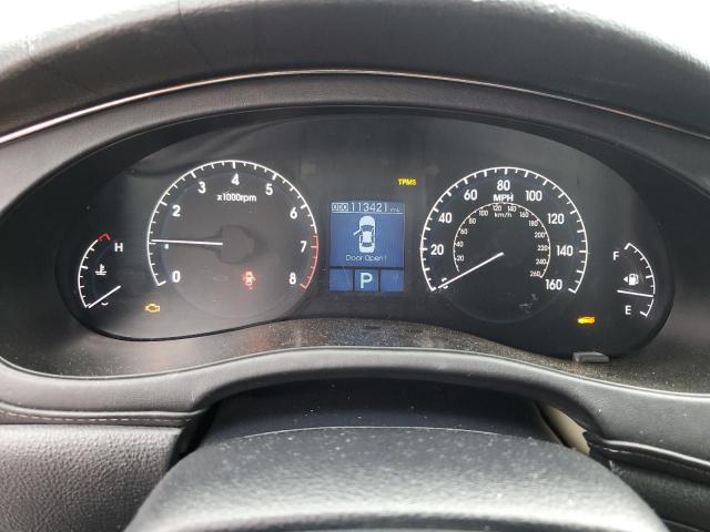 Photo 9 from auction – 2010 HYUNDAI GENESIS 4. with VIN KMHGC4DF6AU093222