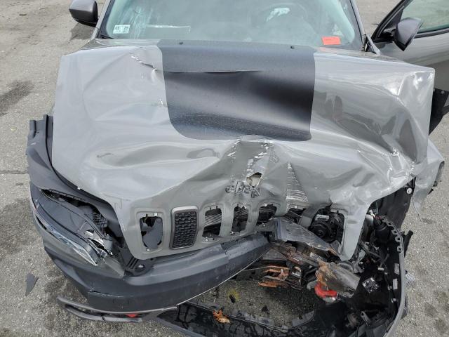 Photo 12 from auction – 2019 JEEP CHEROKEE T with VIN 1C4PJMBX1KD402280