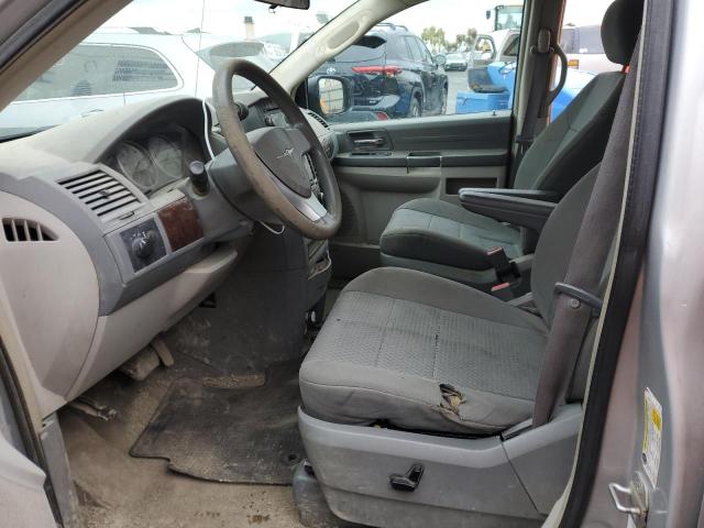 Photo 7 from auction – 2010 CHRYSLER TOWN & COU with VIN 2A4RR4DE6AR173680