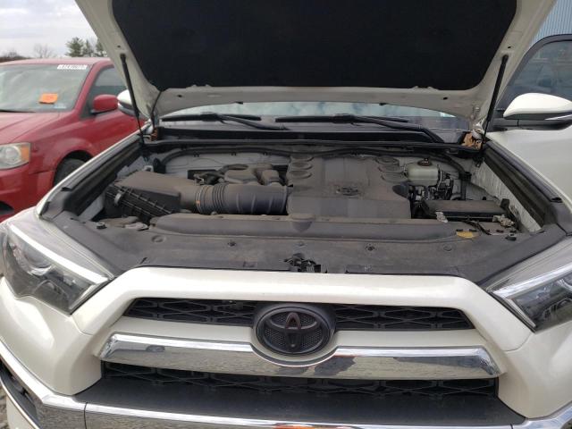 Photo 12 from auction – 2018 TOYOTA 4RUNNER SR with VIN JTEBU5JR8J5530689