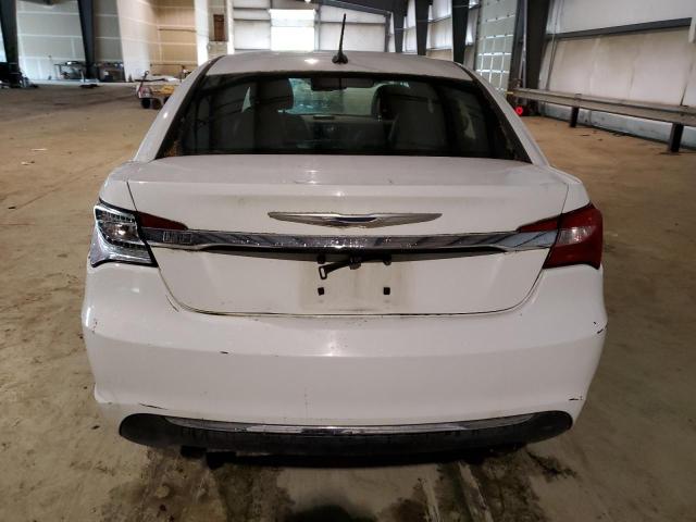 Photo 6 from auction – 2014 CHRYSLER 200 LIMITE with VIN 1C3CCBCG1EN197039