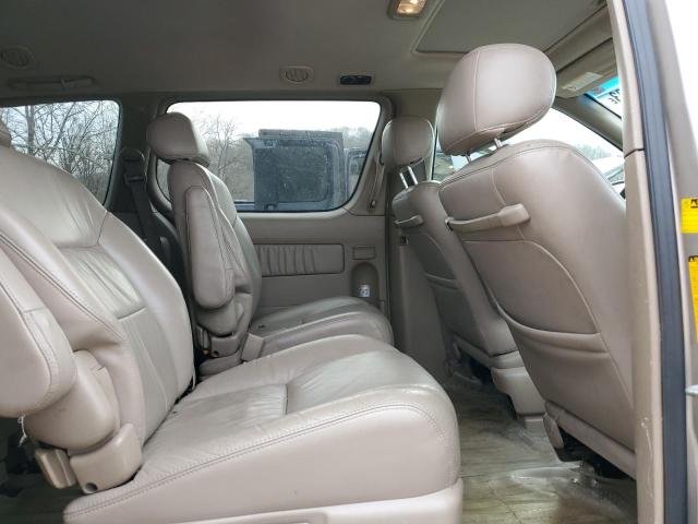 Photo 11 from auction – 2002 TOYOTA SIENNA with VIN 4T3ZF13C52U420384