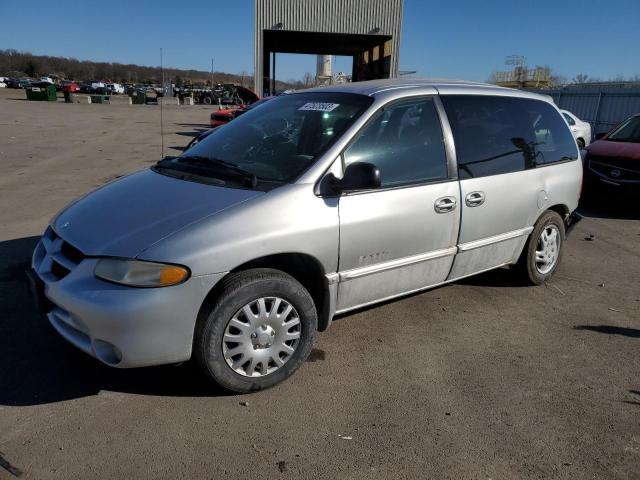 DODGE CARAVAN SE 2000 with VIN 2B4GP45G4YR636393 - Photo from auction