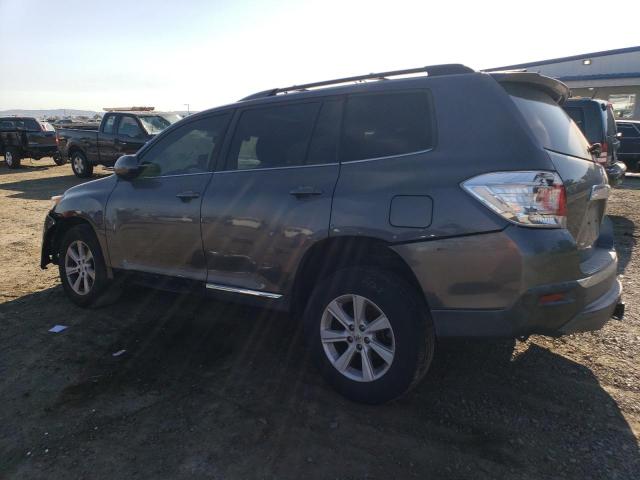 Photo 2 from auction – 2013 TOYOTA HIGHLANDER with VIN 5TDBK3EH2DS176201