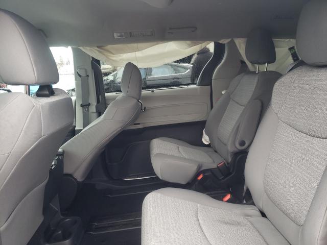 Photo 11 from auction – 2022 TOYOTA SIENNA LE with VIN 5TDKSKFC8NS060080