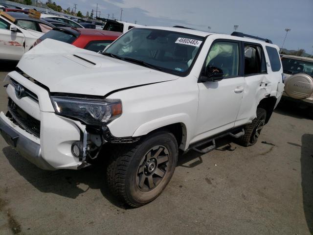 TOYOTA 4RUNNER SR 2020 with VIN JTEBU5JR1L5800591 - Photo from auction