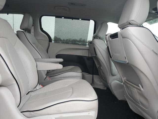 Photo 11 from auction – 2017 CHRYSLER PACIFICA E with VIN 2C4RC1N76HR709768