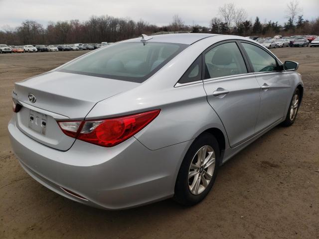 Photo 3 from auction – 2013 HYUNDAI SONATA GLS with VIN 5NPEB4AC9DH632553