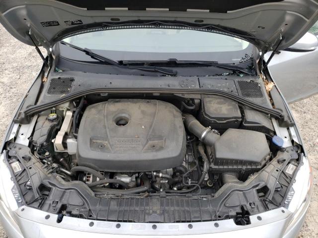Photo 11 from auction – 2017 VOLVO S60 with VIN YV126MFL6H2437009