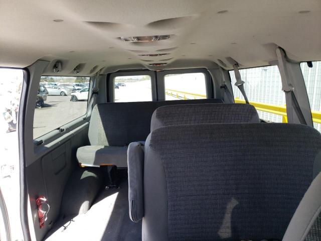 Photo 10 from auction – 2004 FORD ECONOLINE with VIN 1FBNE31L44HB38458