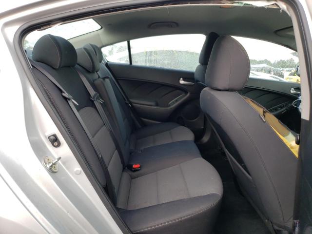 Photo 10 from auction – 2018 KIA FORTE LX with VIN 3KPFL4A71JE173765