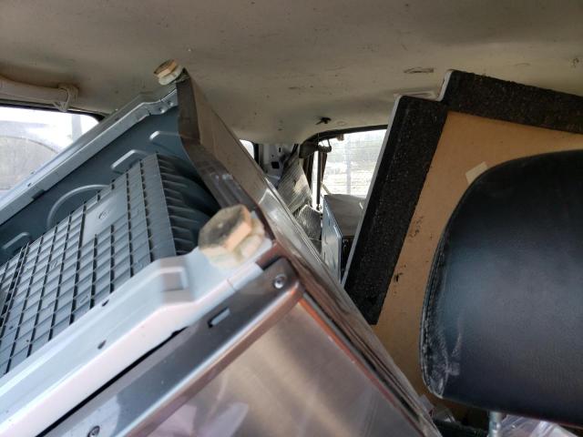 Photo 10 from auction – 2005 FORD ESCAPE LIM with VIN 1FMYU04175KB85875