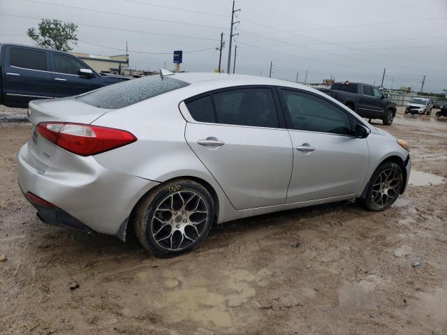 Photo 3 from auction – 2015 KIA FORTE EX with VIN KNAFX4A89F5283377