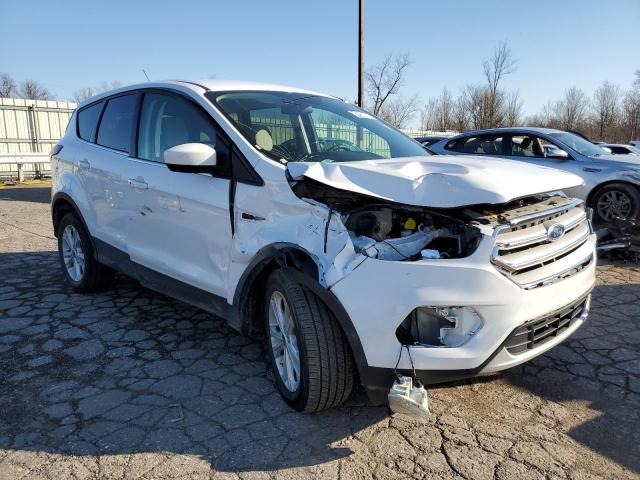 Photo 4 from auction – 2019 FORD ESCAPE SE with VIN 1FMCU9GD4KUA45920